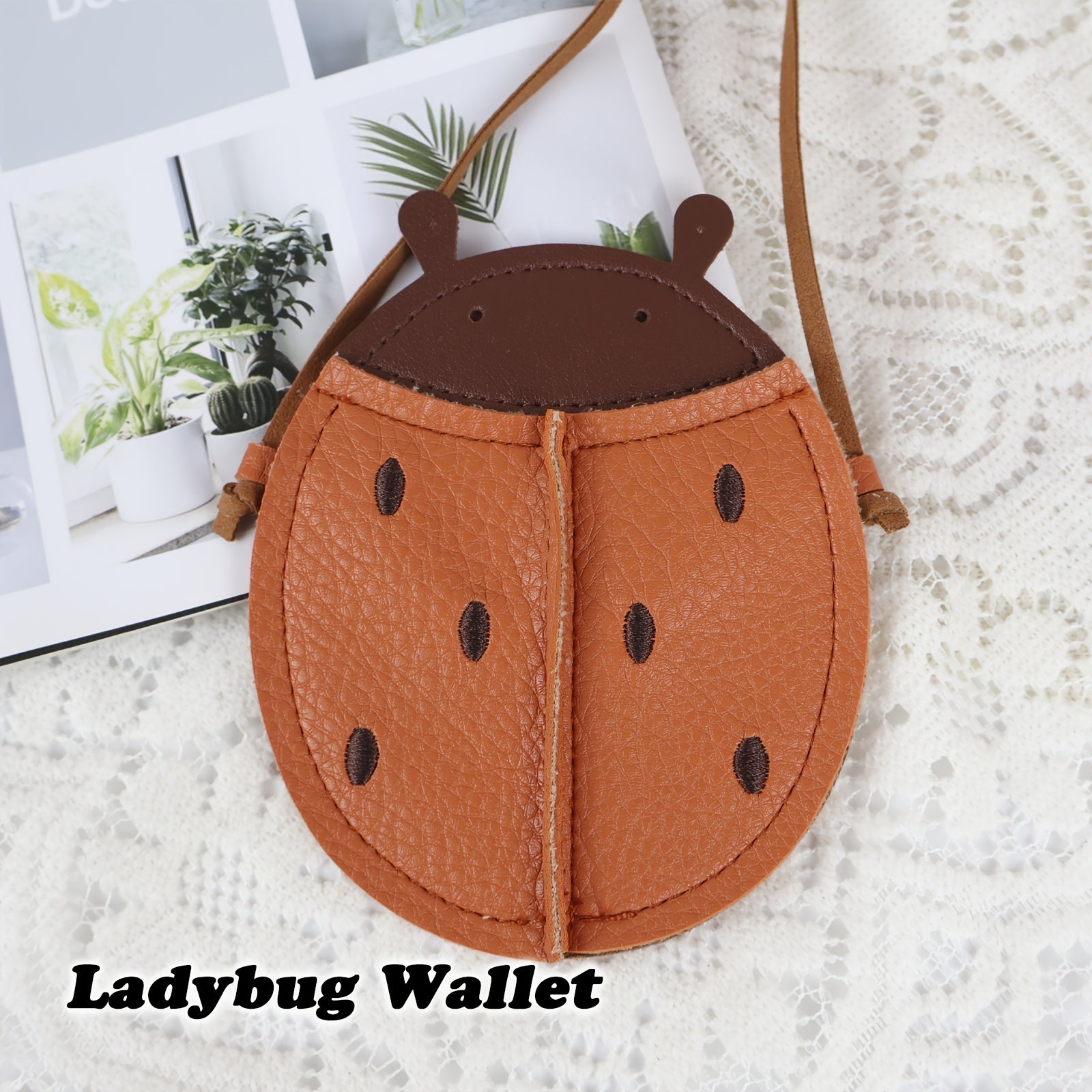 Adorable Small Change Purse, High-end Soft Synthetic Faux Leather Coin Purse, Suitable as a Gift for Girls, Fashionable Wallet with Shoulder Strap, Fashionable Outdoor Accessory Small Ba