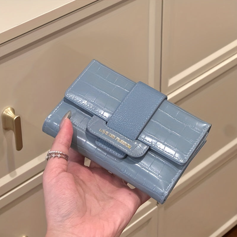 Chic Wallet Vintage Style Brown Crocodile Pattern Wallet for Women | Large Capacity, Multifunctional with Card Slots, Snap Closure, and Coin Purse